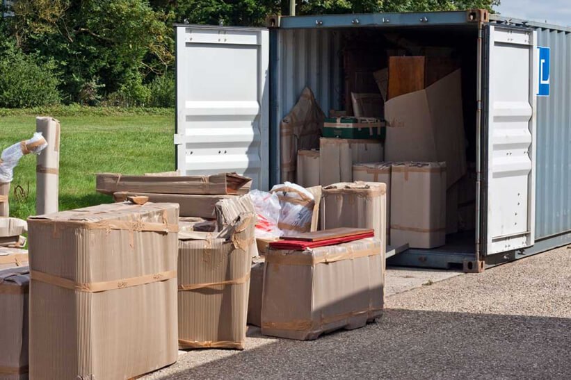 FCL vs LCL: which sea freight option should you choose?