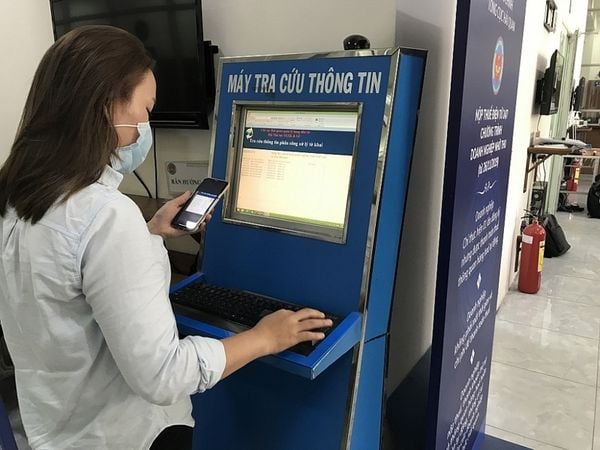 Servizi di Import-Export sul Posto al Porto di Cat Lai | Embassy