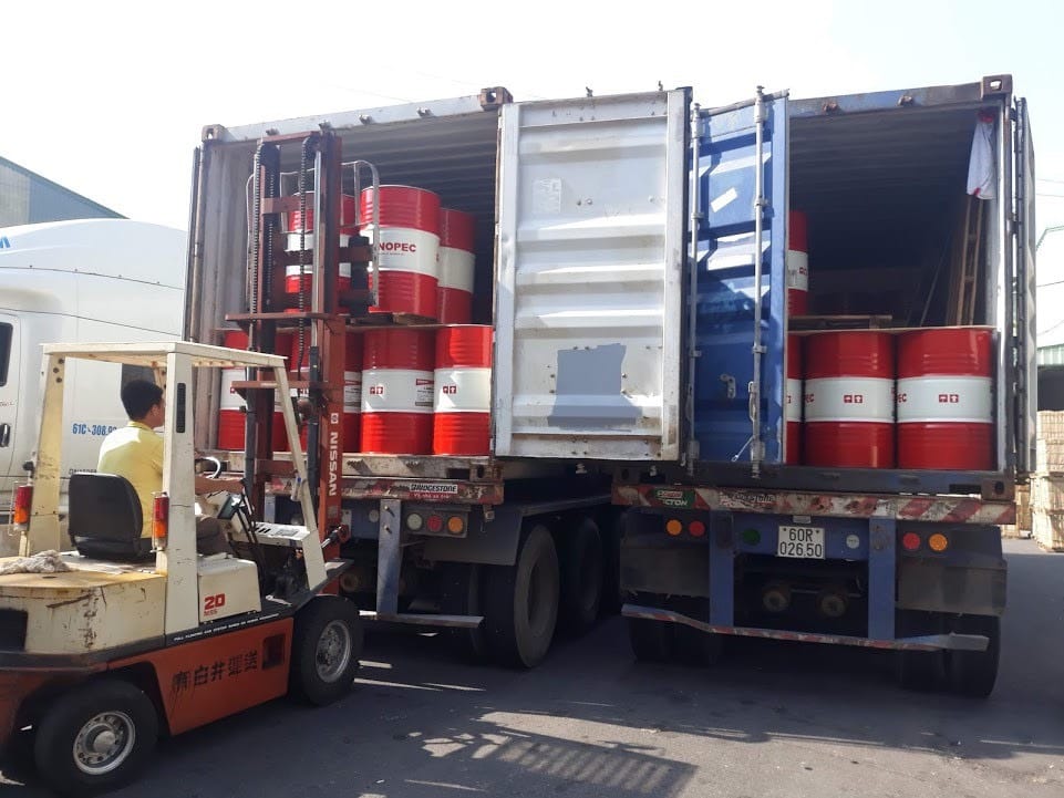 Lubricant import (6)