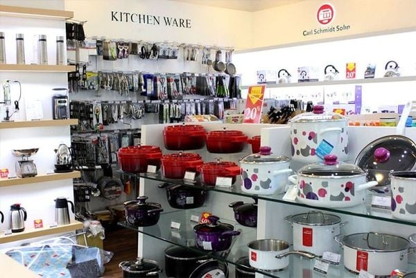 Full-Service Sourcing for Household Goods and Furniture