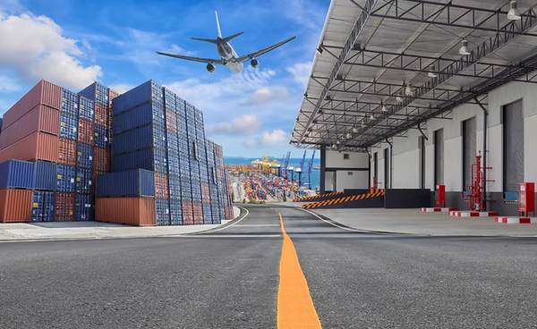 on-the-spot import-export service at Quy Nhon Port (Binh Dinh)