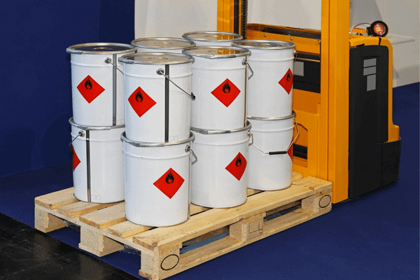 Dịch Vụ Vận Chuyển Hàng Nguy Hiểm Bằng Đường Hàng Không (Air cargo Dangerous Goods Transportation)