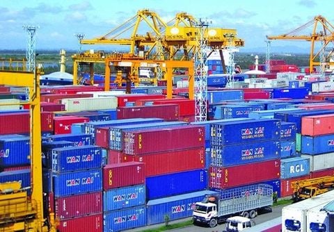container 0417 1207 2a5175909ad949a3abc829bfa718c4c4 large