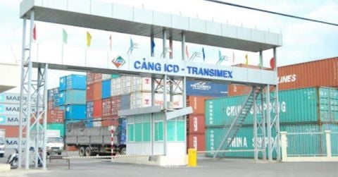van chuyen container tai cang container quoc te sp itc 1 2 cf7f617c78de495999cbc81eaac5499b large